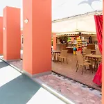 Boboba Apartments